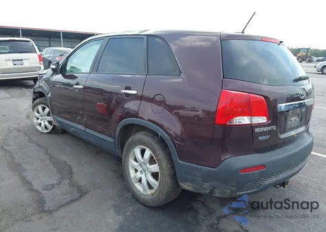 2013 Kia Sorento Lx z USA, uszkodzony, nr VIN 5XYKT3A14DG393820